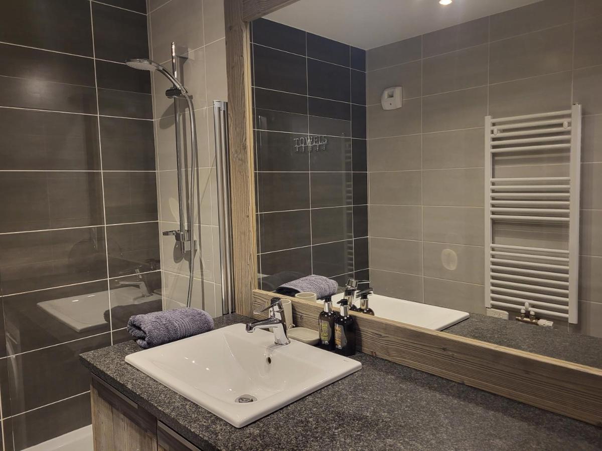 Plein Soleil Modern 3 Bedroom Apartment With Stunning Mountain Views 萨莫安斯 外观 照片